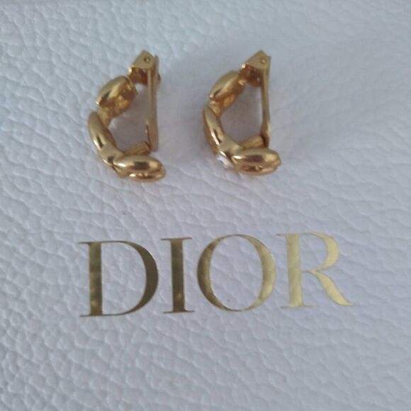 CHRISTIAN DIOR vintage earrings EUC - Picture 5 of 9